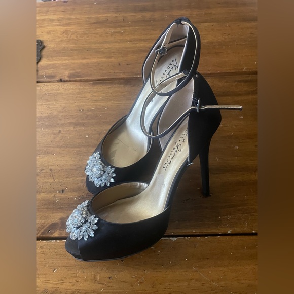 Badgley Mischka Mark And James Black Satin Rhinestone Platform Heels size 9 - Picture 1 of 9